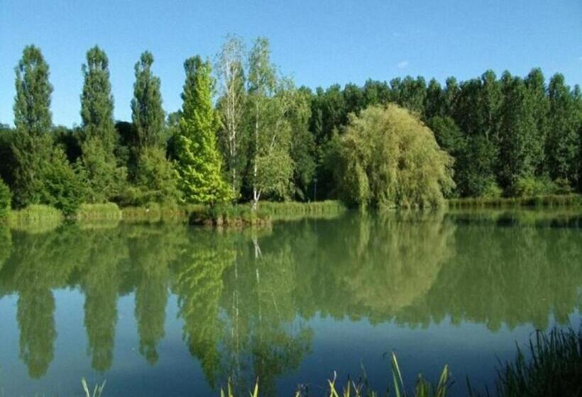 צימר Le Domaine De L'étang De Sandanet