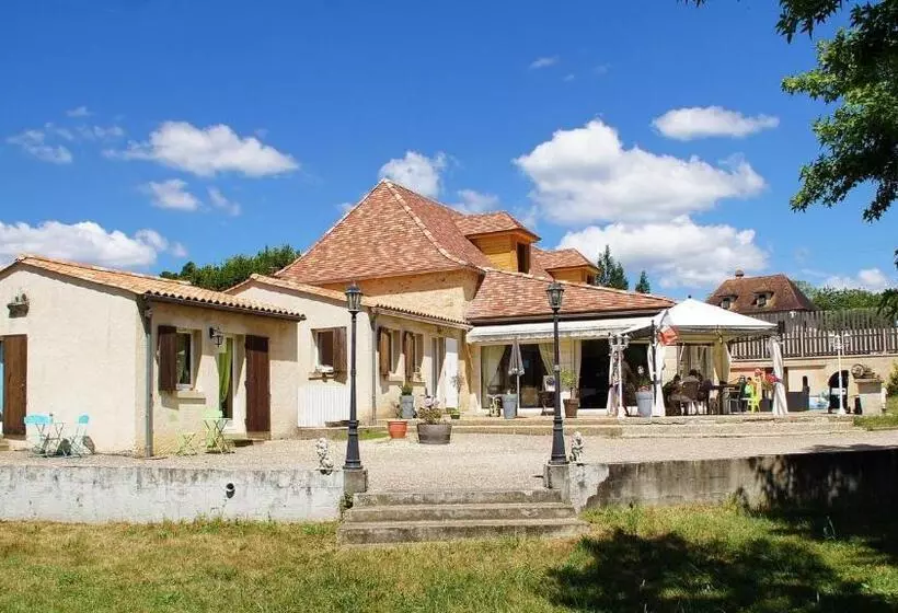 ベッドアンドブレックファースト Le Domaine De L'étang De Sandanet