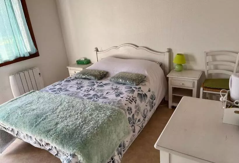 ベッドアンドブレックファースト Le Domaine De L'étang De Sandanet