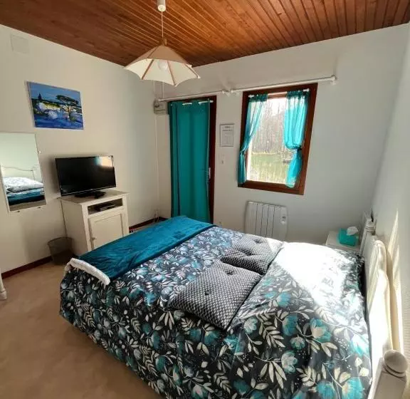 ベッドアンドブレックファースト Le Domaine De L'étang De Sandanet