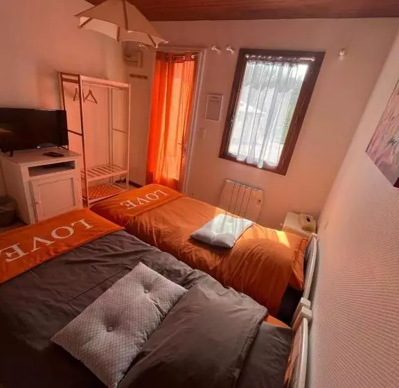 ベッドアンドブレックファースト Le Domaine De L'étang De Sandanet