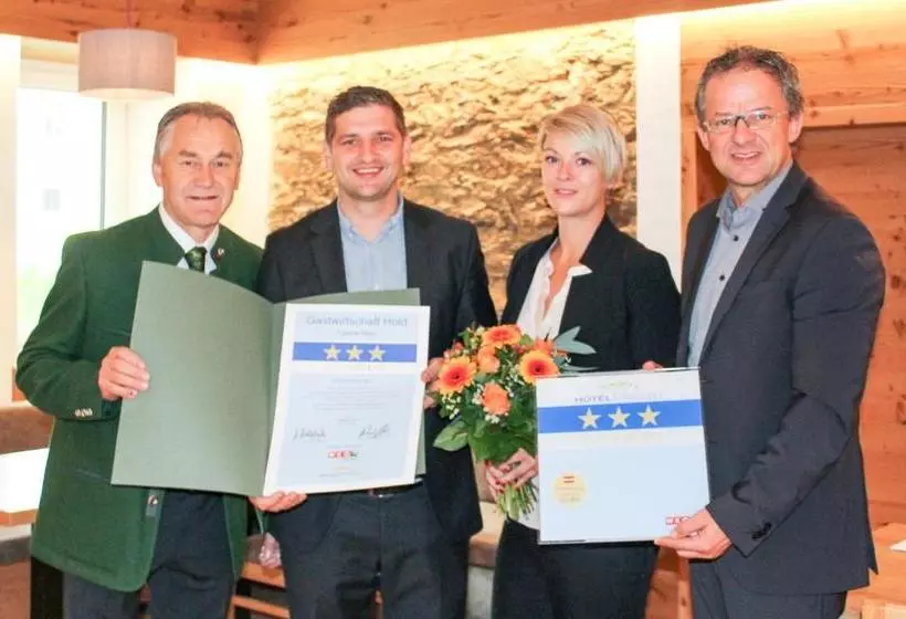 Hotelli Gastwirtschaft Hold