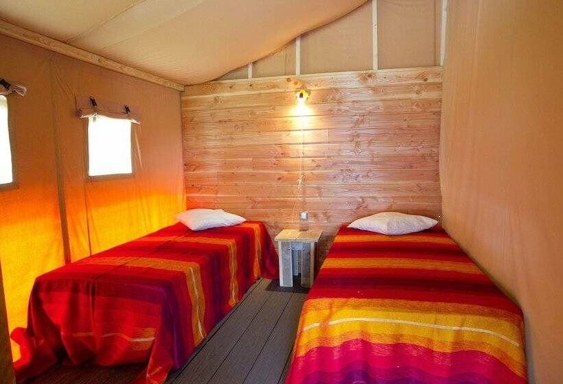 בית מלון כפרי Les Chalets De Fiolles