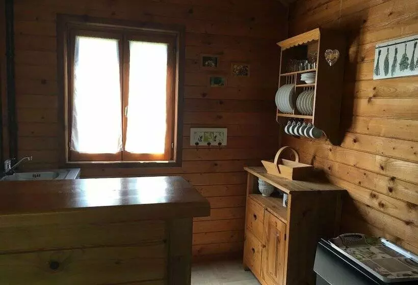 Hotelli Les Chalets De Fiolles