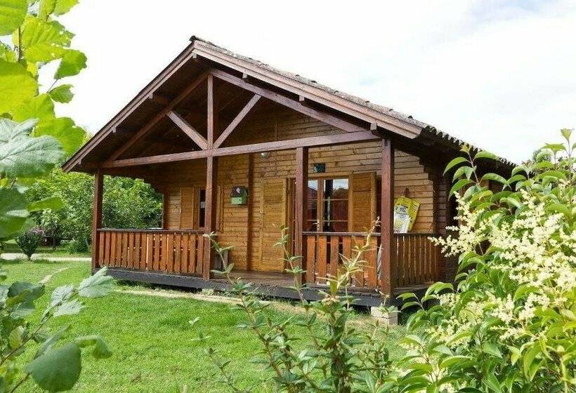 בית מלון כפרי Les Chalets De Fiolles