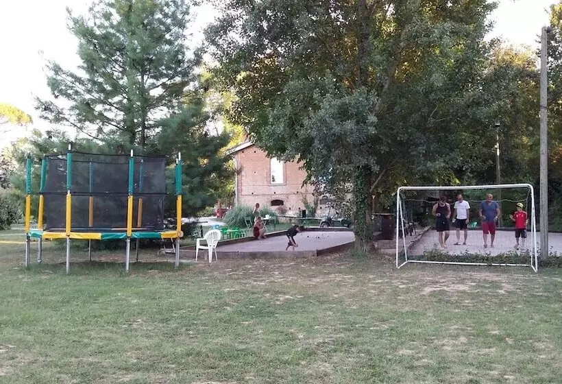 Hotelli Les Chalets De Fiolles