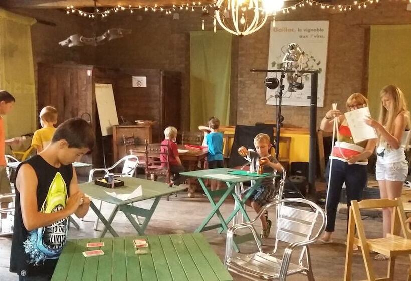 בית מלון כפרי Les Chalets De Fiolles