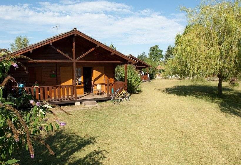 בית מלון כפרי Les Chalets De Fiolles