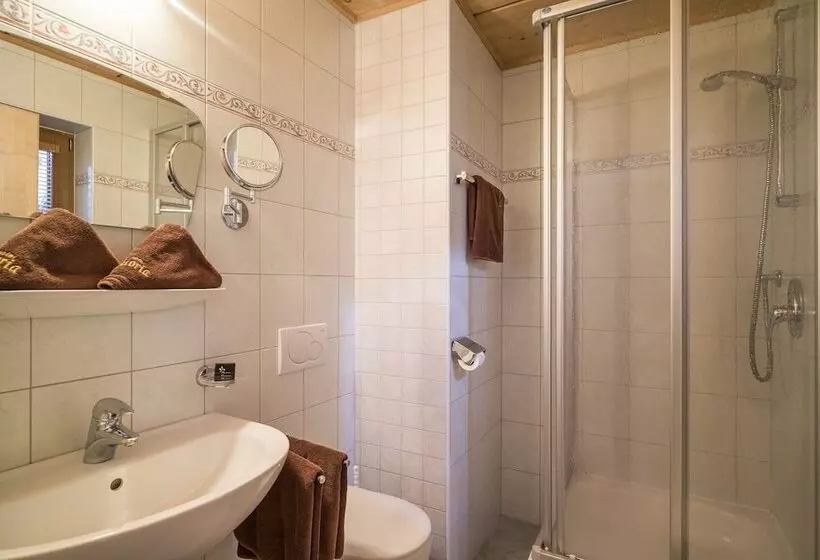 ホテル Viktoria & Landhaus Joggl