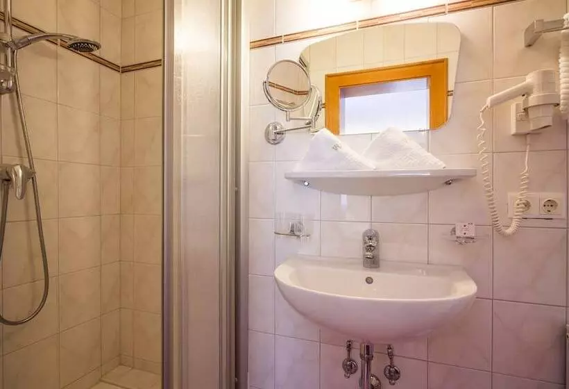 ホテル Viktoria & Landhaus Joggl