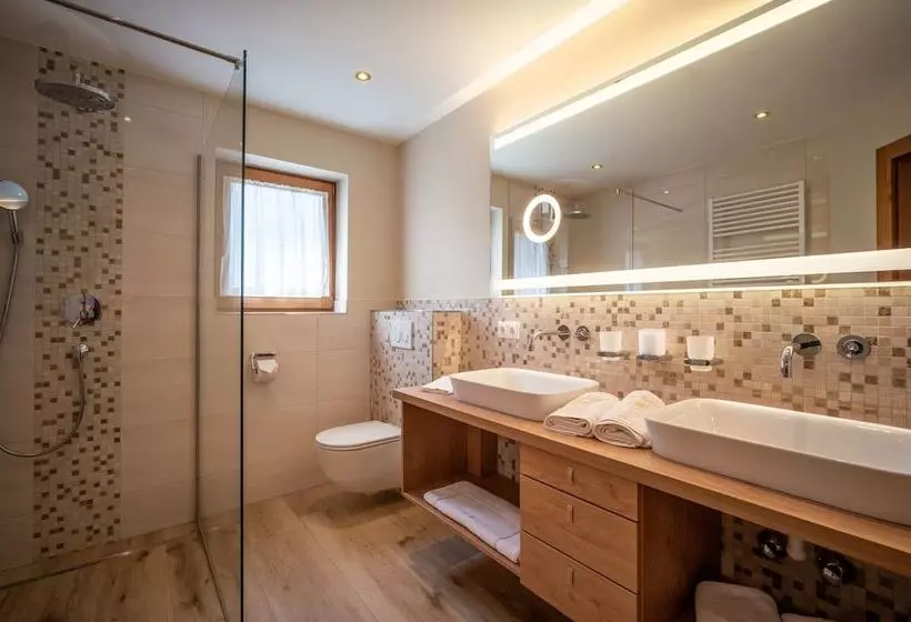 ホテル Viktoria & Landhaus Joggl