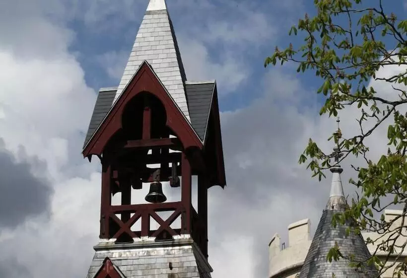 ペンション Château Des Chevaliers De Londigny
