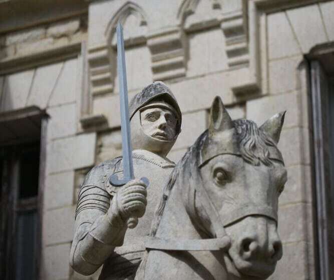 بنسيون Château Des Chevaliers De Londigny