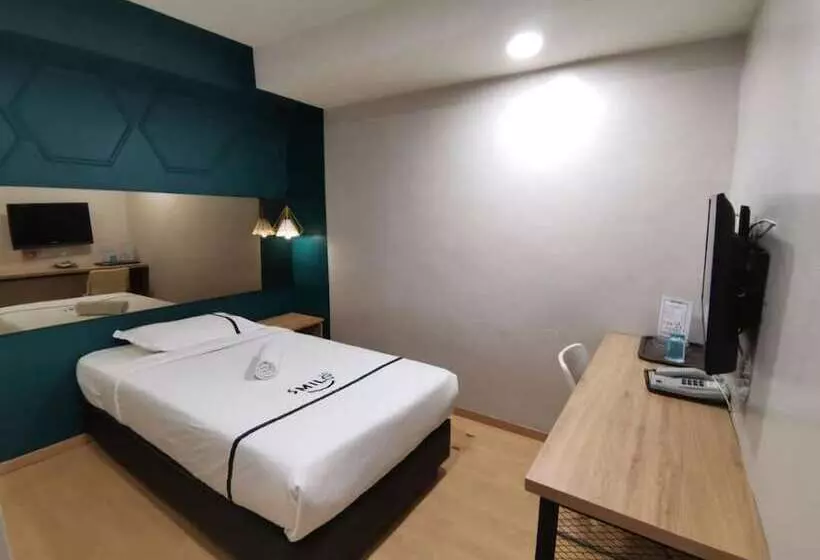 Smile Hotel Selayang Point