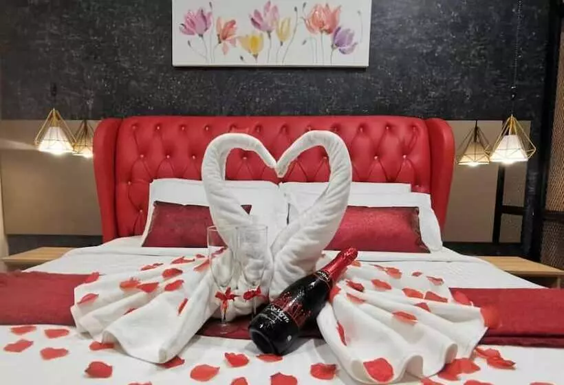 Smile Hotel Selayang Point