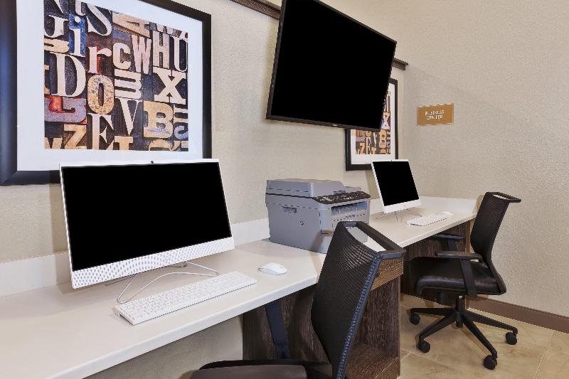 هتل Candlewood Suites Grand Rapids Airport, An Ihg