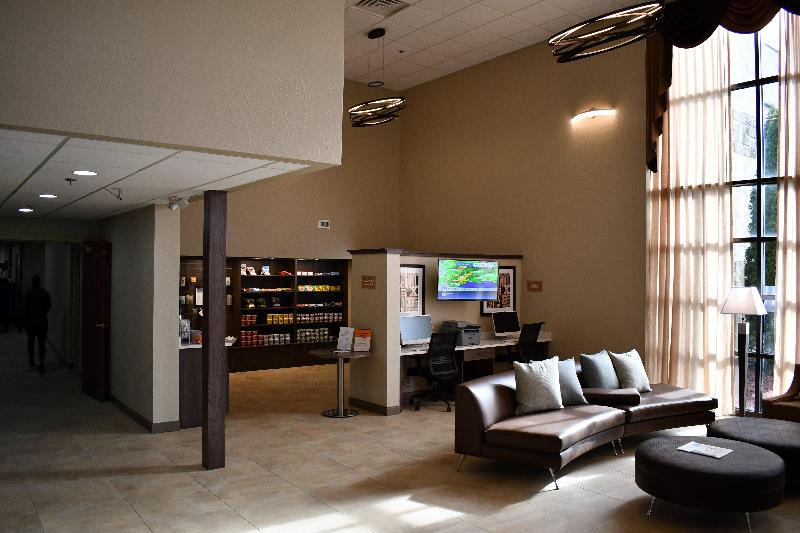 هتل Candlewood Suites Grand Rapids Airport, An Ihg