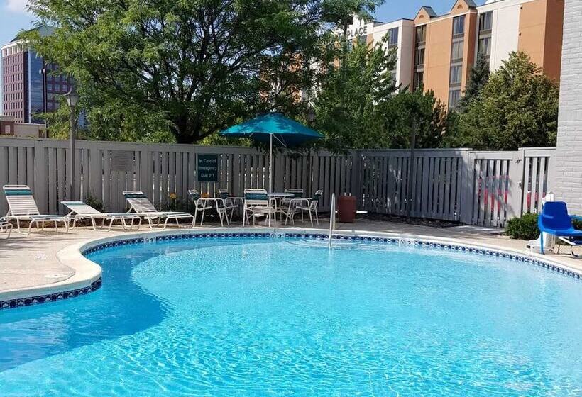 בית מלון כפרי Country Inn & Suites By Radisson, Chicago Hoffman