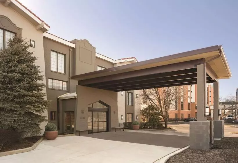 호텔 Country Inn & Suites By Radisson, Chicago Hoffman