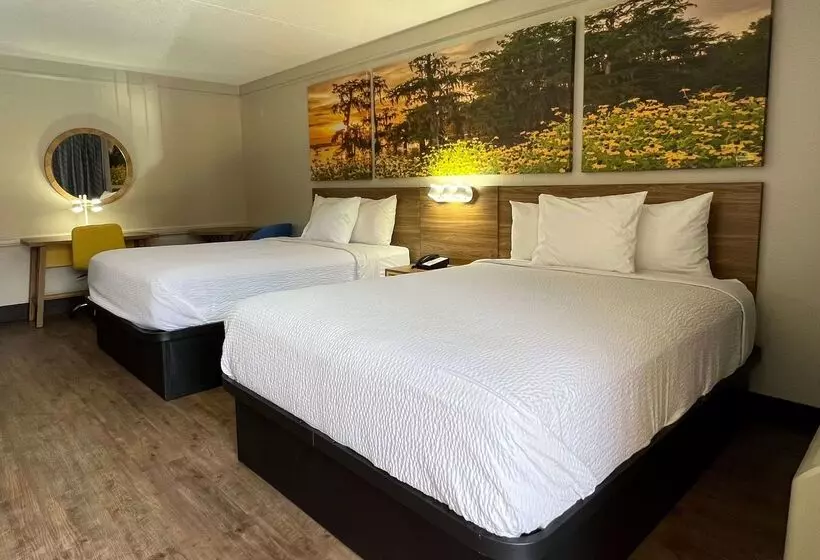 ホテル Days Inn By Wyndham Birmingham/west