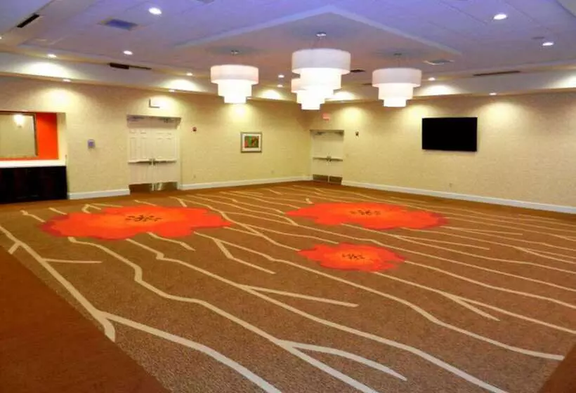 Отель Hilton Garden Inn Pascagoula