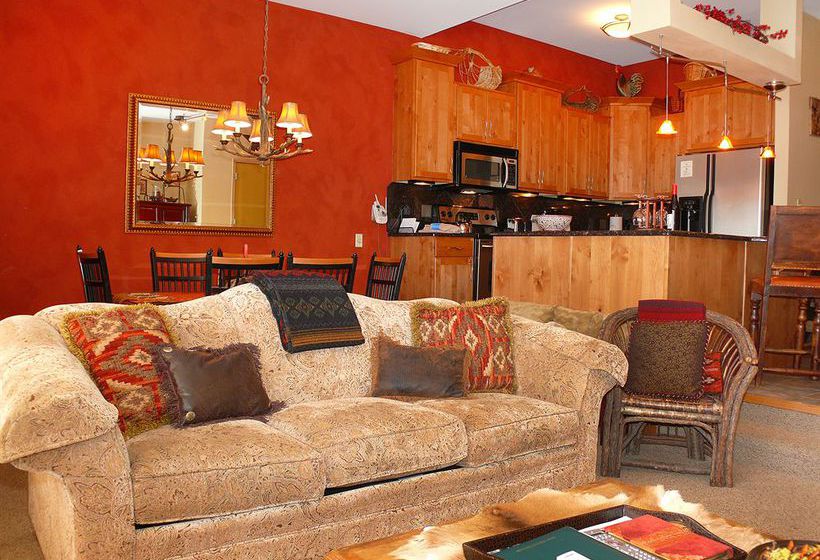 هتل Kutuk Condominiums