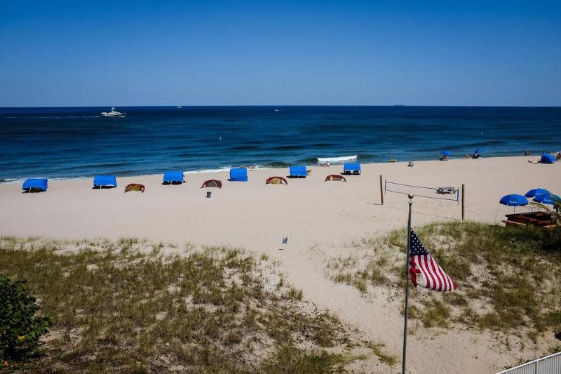 فندق La Costa Beach Club