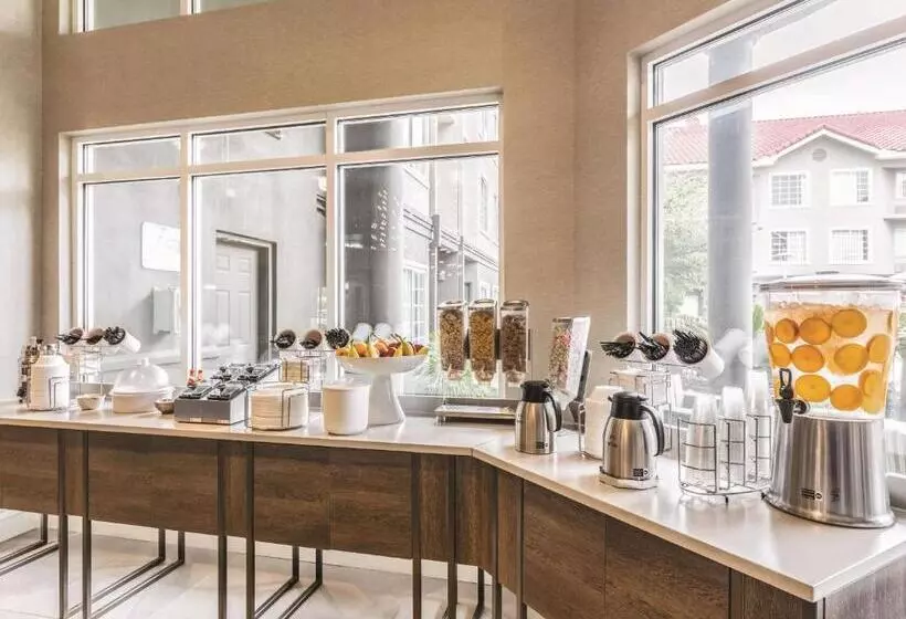 酒店 La Quinta By Wyndham Austin At The Domain