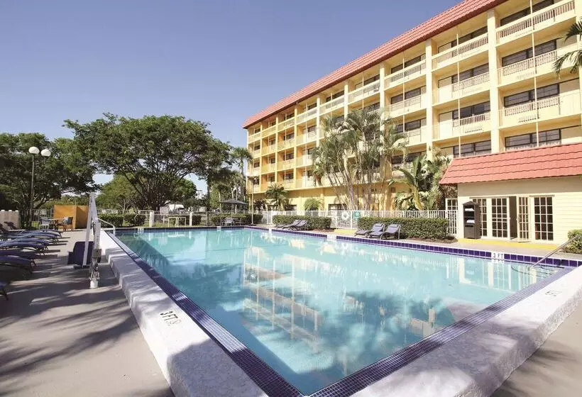 Otel La Quinta By Wyndham Coral Springs University Dr