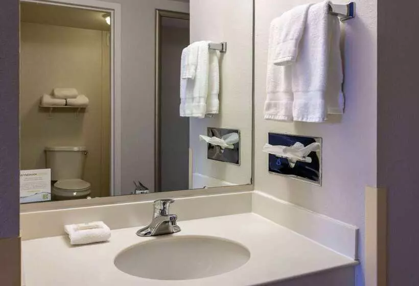 ホテル La Quinta Inn & Suites By Wyndham Kingsport Tricities Airport