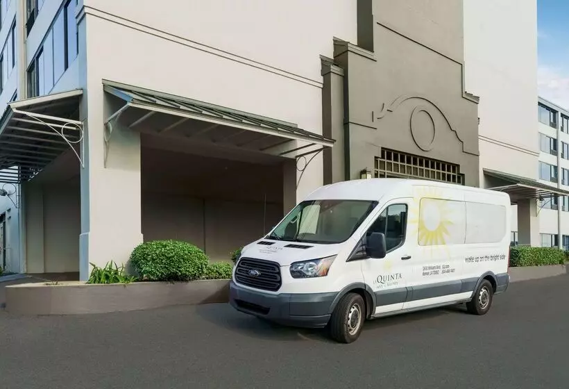 Отель La Quinta By Wyndham New Orleans Airport