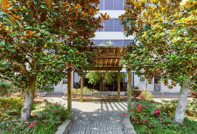 فندق La Quinta By Wyndham New Orleans Airport