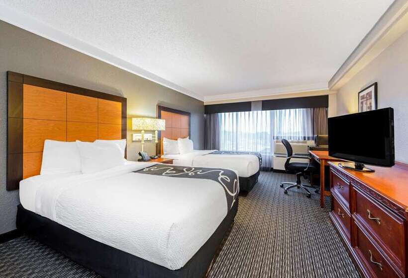 فندق La Quinta By Wyndham New Orleans Airport