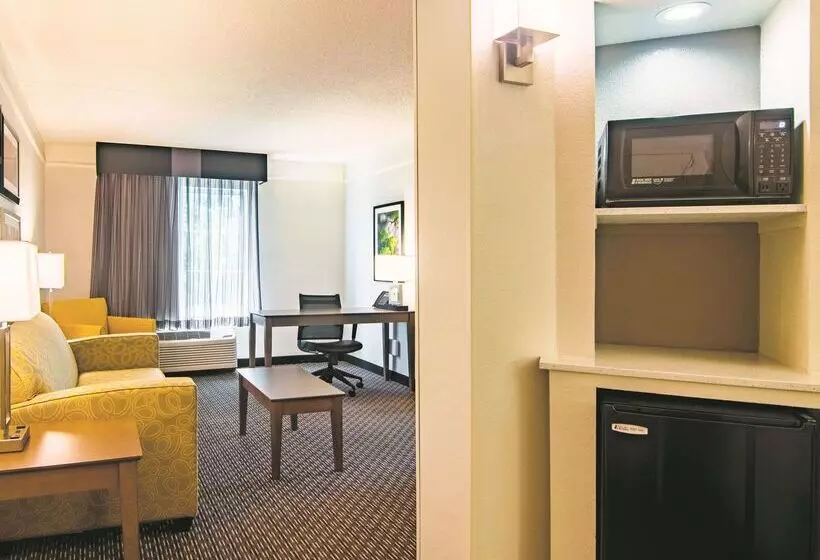 Отель La Quinta By Wyndham Oklahoma City Norman