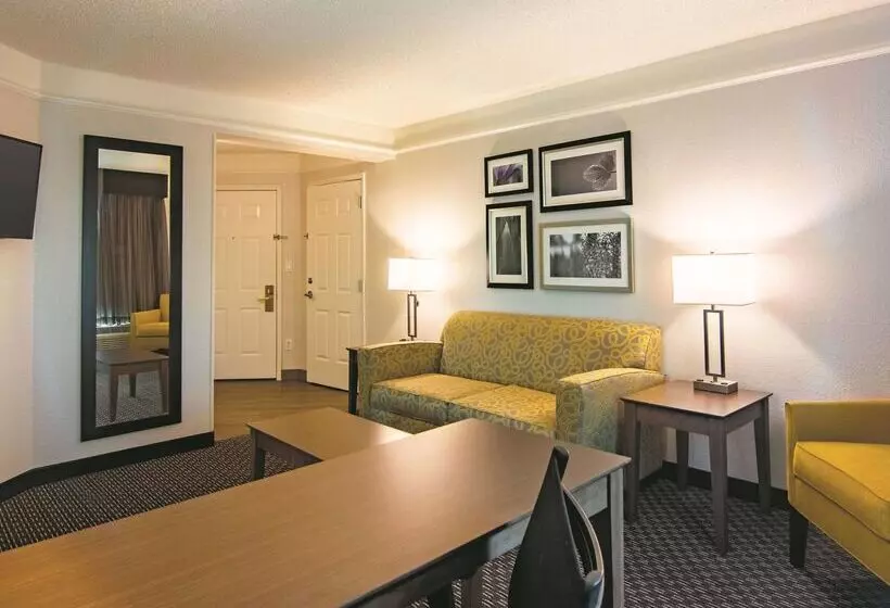 Отель La Quinta By Wyndham Oklahoma City Norman