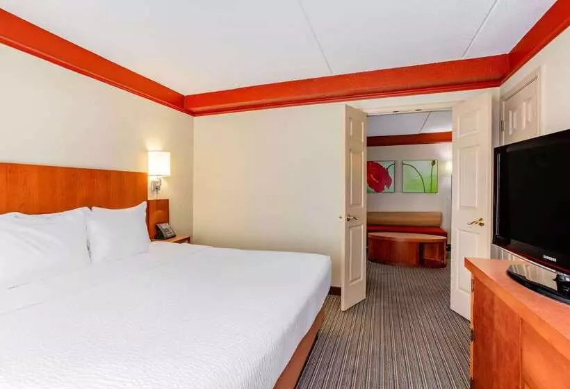 هتل La Quinta By Wyndham Raleigh Crabtree