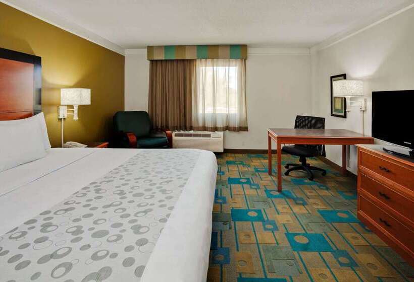 ホテル La Quinta By Wyndham St. Pete Clearwater Airport