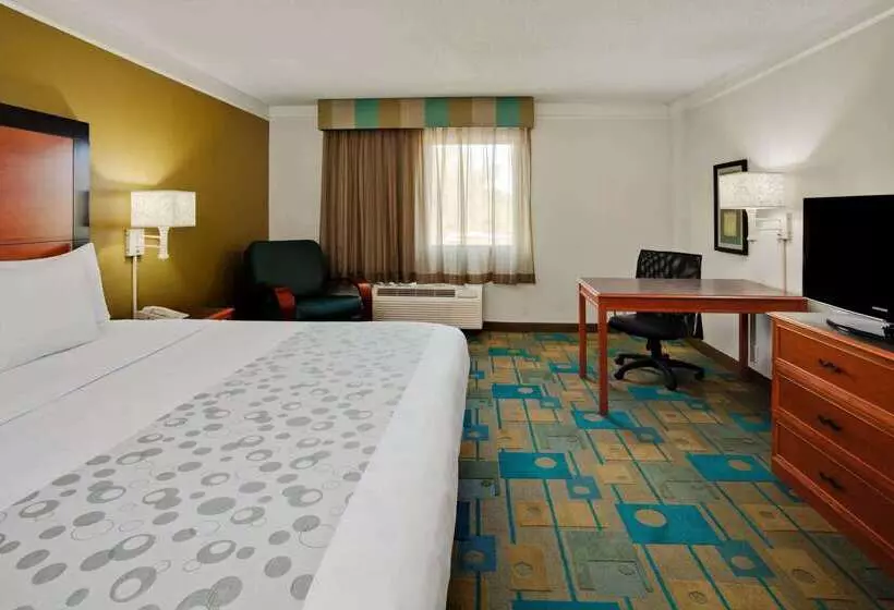 هتل La Quinta By Wyndham St. Pete Clearwater Airport