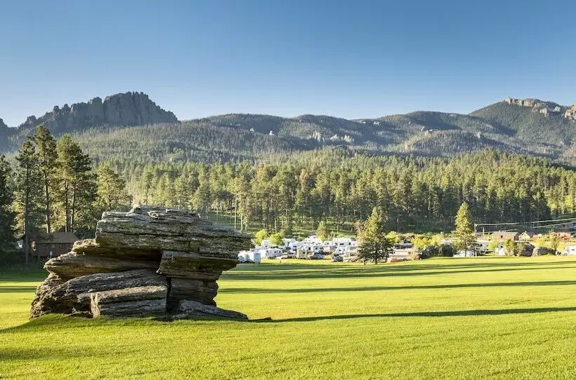 هتل Lodge At Palmer Gulch