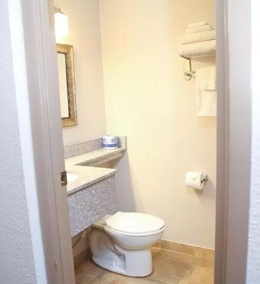 호텔 The Lodge At Chalk Hill