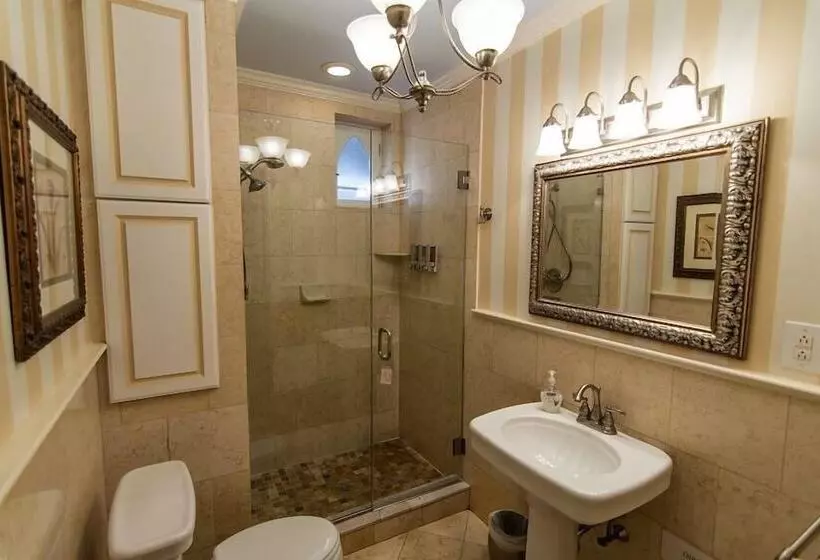 La Reserve Bed And Breakfast