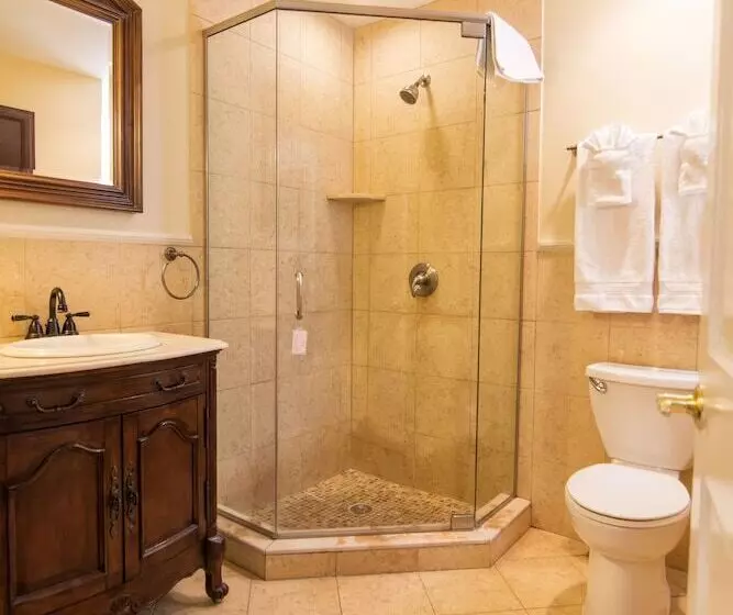 La Reserve Bed And Breakfast