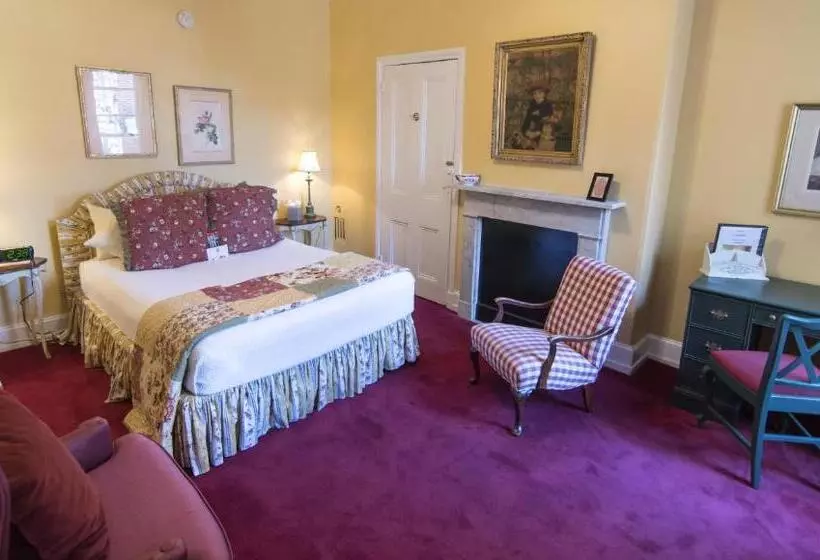 La Reserve Bed And Breakfast