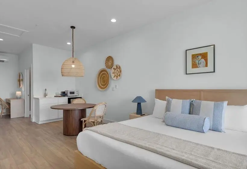Lime Tree Bay Resort