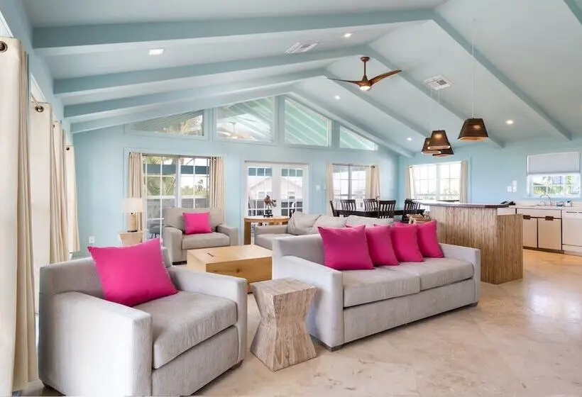 Lime Tree Bay Resort