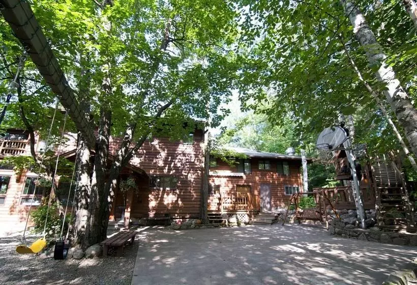 Ludlow's Island Resort