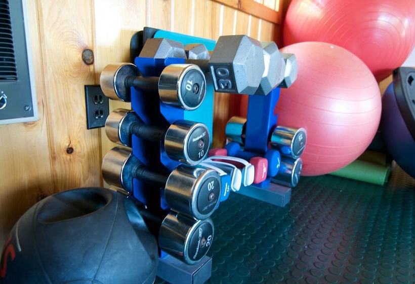 Ludlow's Island Resort