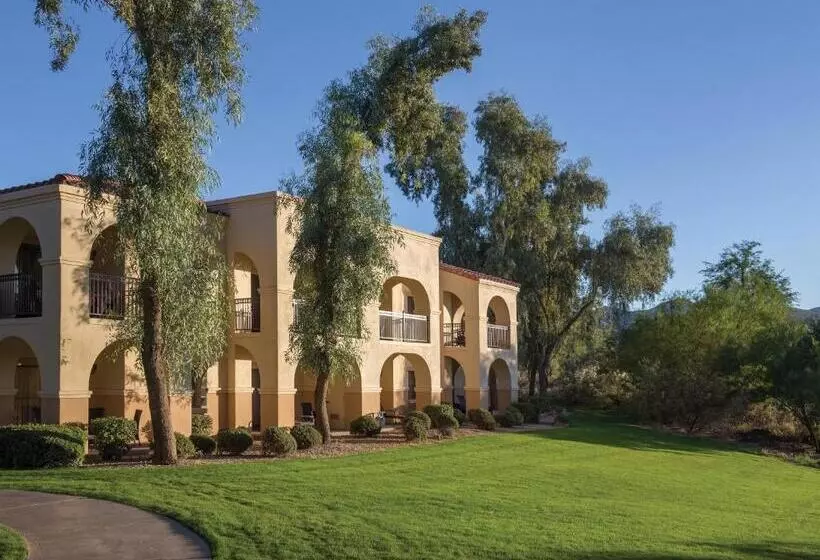 The Legacy Golf Resort