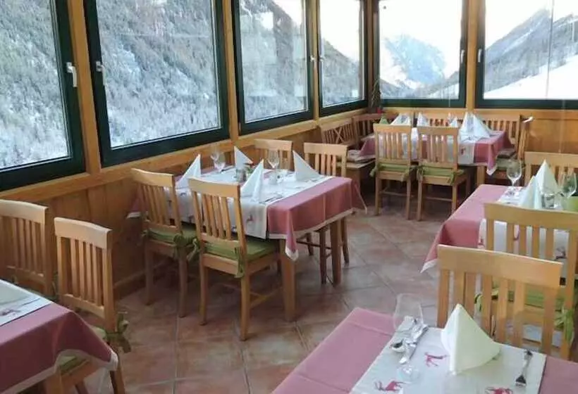 Hotelli Pension Winnebach