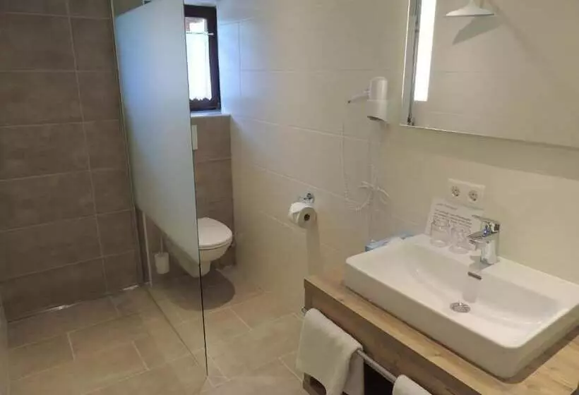 Hotelli Pension Winnebach